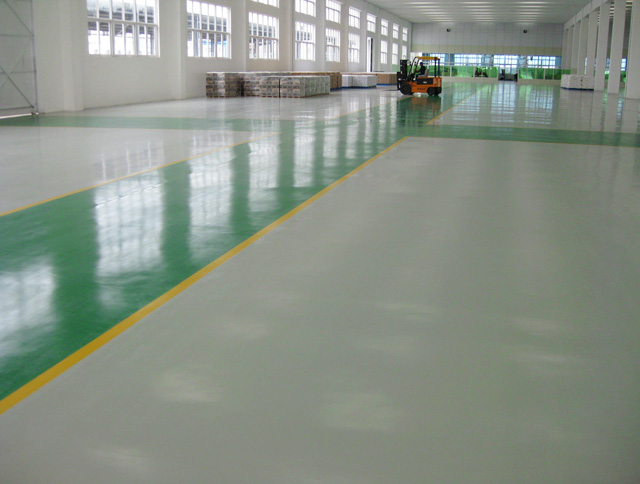 下雨天為何不適合環(huán)氧地坪施工？應(yīng)該注意什么？